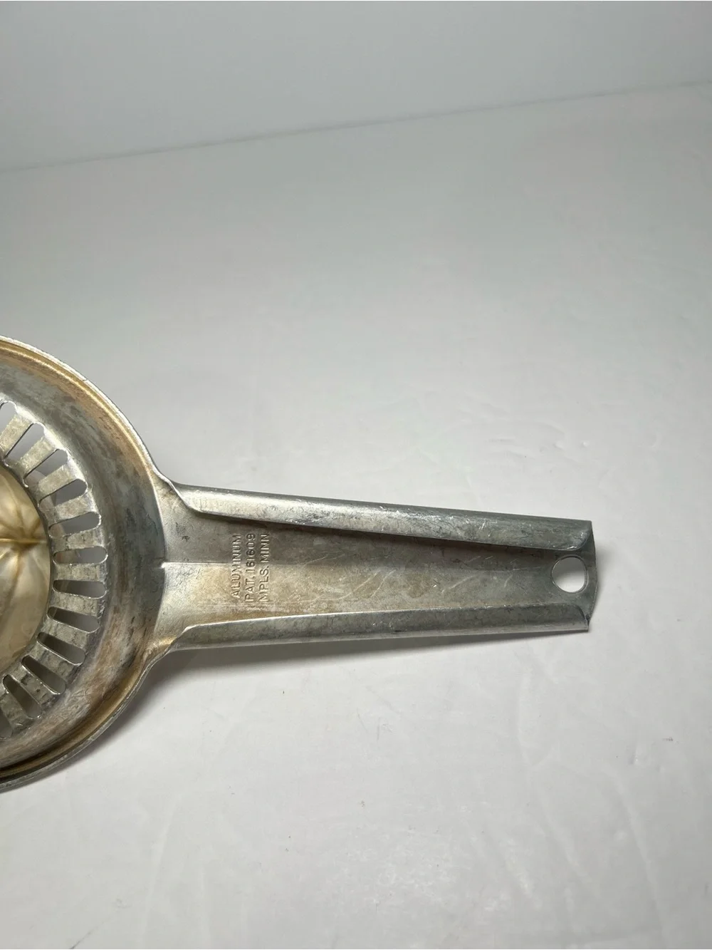 Vintage FOLEY Orange Juice Lemon Citrus Reamer Squeezer Juicer Aluminum Metal